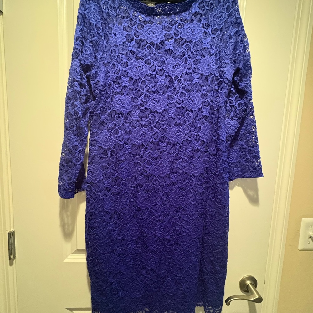 Elegant Blue Lace Dress